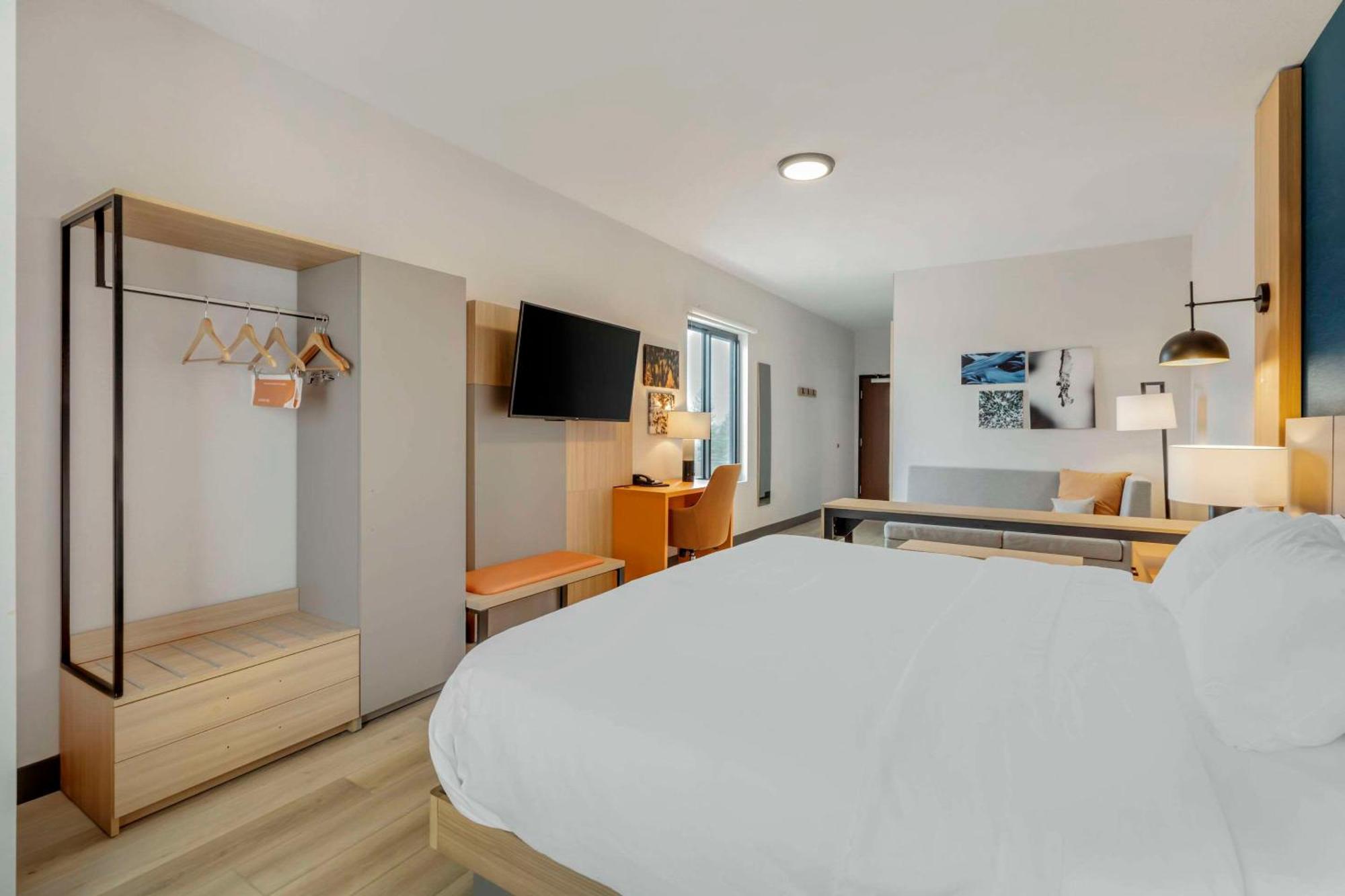 Comfort Suites Шайен Екстериор снимка
