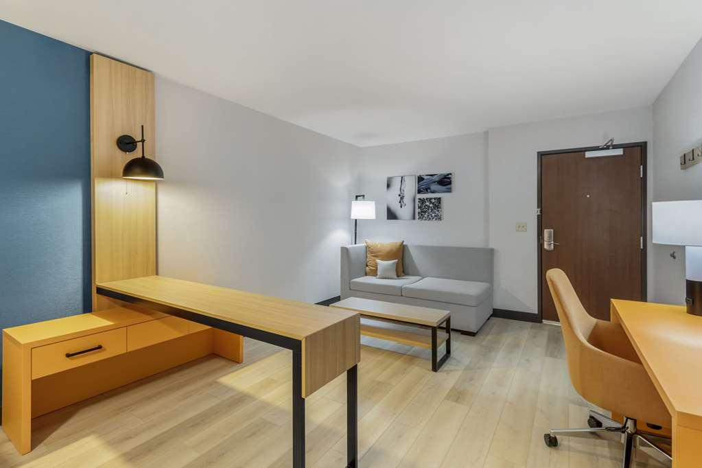 Comfort Suites Шайен Стая снимка