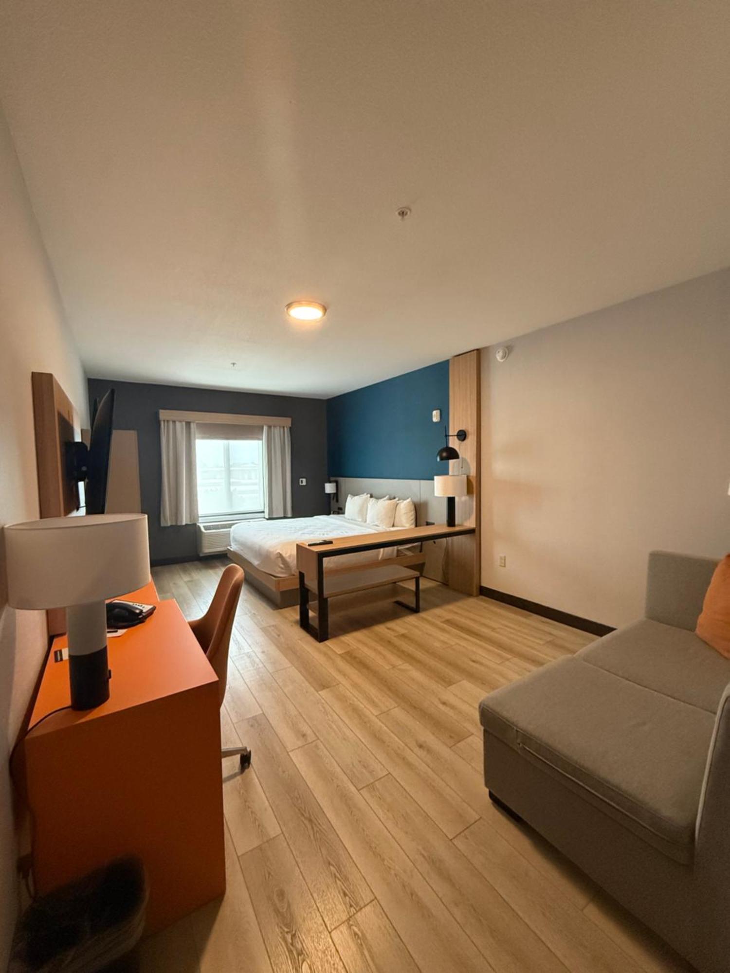Comfort Suites Шайен Екстериор снимка