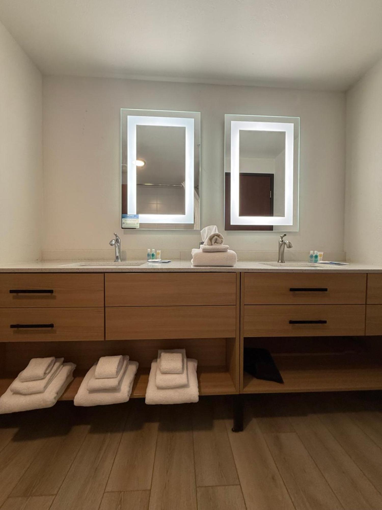 Comfort Suites Шайен Екстериор снимка